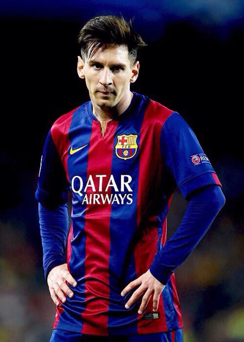 博洛尼亚官方：贝尔纳代斯基接受锁骨手术，将缺席6周时间（博洛尼亚官宣：贝尔纳代斯基完成锁骨手术，预计缺阵6周）