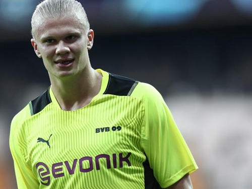 传闻：阿森纳持续关注雷恩中卫雅凯，计划未来求购（消息称阿森纳持续考察雷恩中卫雅凯，未来或将发起收购）