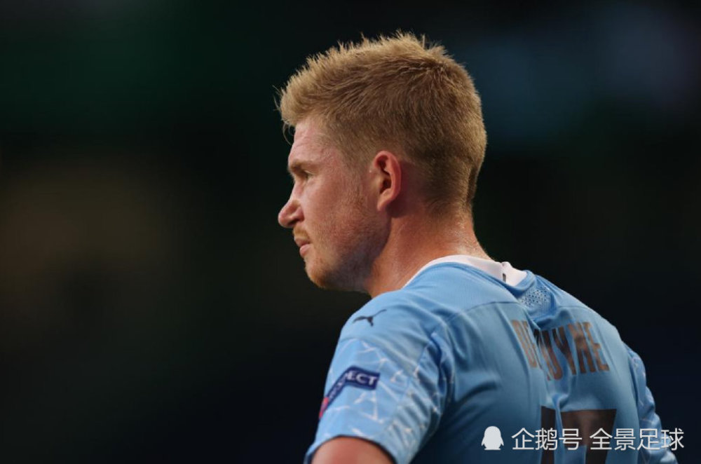 阿奇姆彭迎来中超第200场里程碑，此前199场贡献68球21助（阿奇姆彭达成中超200场里程碑：前199战贡献68球21助）