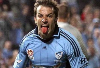 NBA精彩回放：湖人绝杀凯尔特人,（NBA高光时刻：湖人压哨击败凯尔特人）