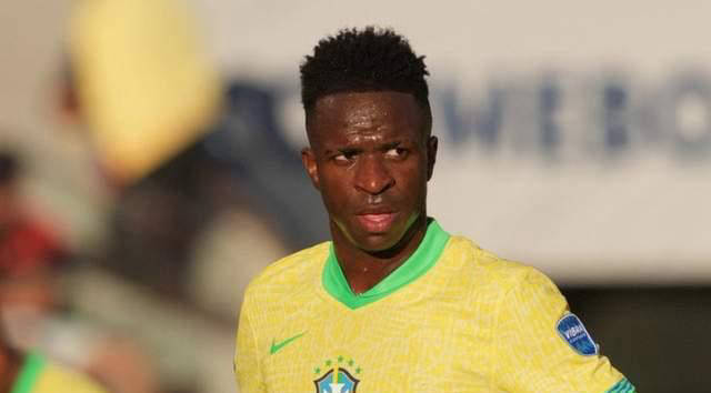 专家：全运会足球应对交流球员数量进行限制，才能推动青训（专家建议：全运会足球应限制交流球员名额以促进青训发展）