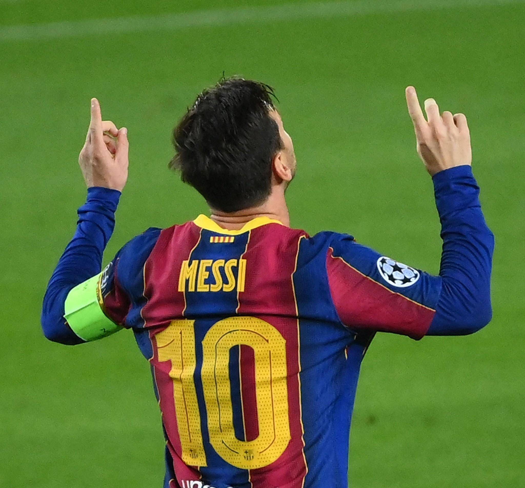 执教生涯意甲拿到1000分，斯帕莱蒂成历史第五人（斯帕莱蒂执教意甲积分达1000分，成为历史第5位达成者）