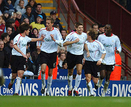 美媒：加兰升级为可以出战，朗佐·鲍尔将缺席比赛（美媒：加兰升级至出战状态，朗佐·鲍尔确认缺阵）