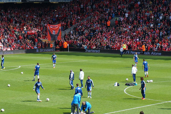 中国女足出战英格兰女足名单：王霜、吴海燕领衔，张琳艳在列