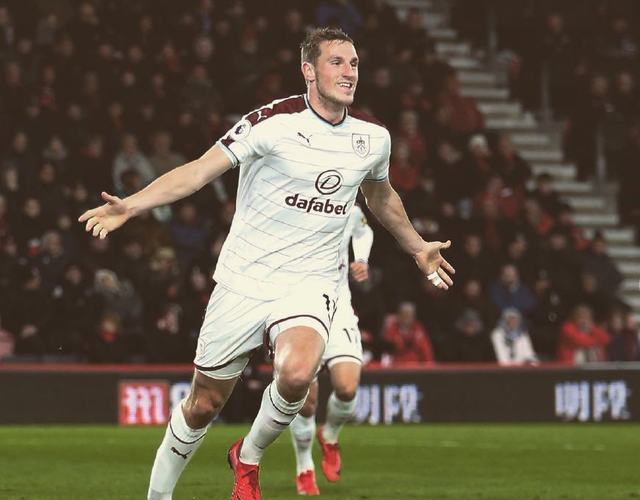 上场仅2分！拉文三分13中8爆砍42+6率队爆冷热火（上一战仅得2分！拉文三分13投8中轰42+6，率队爆冷击败热火）