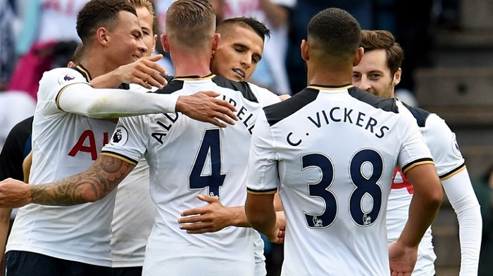 拉波尔塔：德科正在着手补强阵容，但我们更倾向于在夏窗引援（拉波尔塔：德科已着手补强，但引援更倾向于夏窗进行）