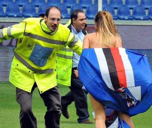 港队本月亚洲杯预选赛大名单：陈晋一领衔中超、中甲8将入选（香港队本月亚洲杯预选赛大名单公布：陈晋一领衔，8名中超／中甲球员入选）