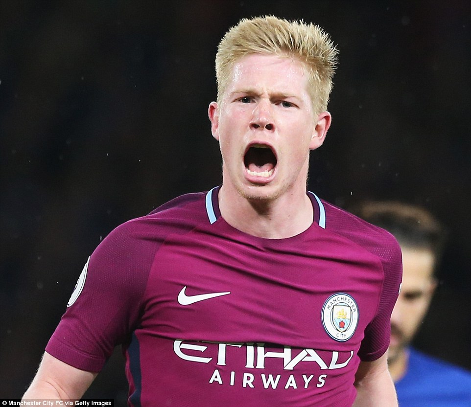 官方：福冈黄蜂主帅金明辉续约，带队征战26／27赛季（福冈黄蜂官宣主帅金明辉续约，将率队出战26／27赛季）