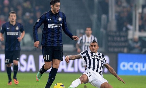 足球俱乐部财务与引援策略分析（足球俱乐部财务运作与转会策略研究）